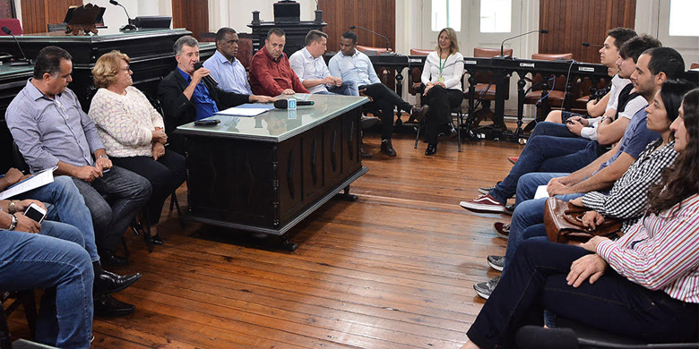 Câmara Municipal de JF dá posse a seis novos concursados 1 Câmara posse