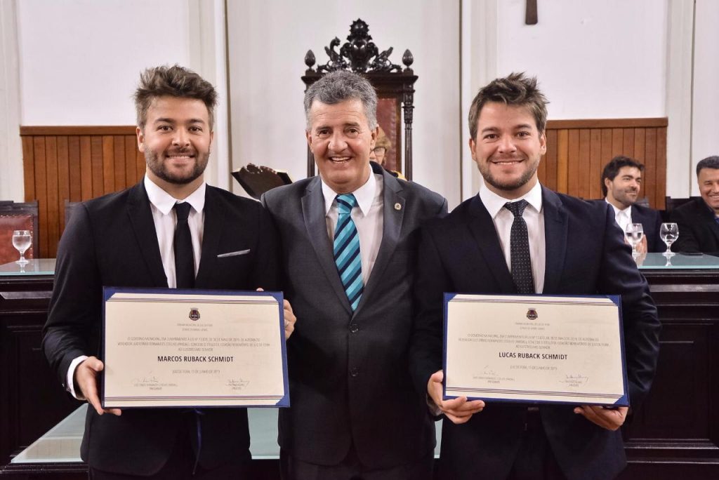 Eles Acontecem 1 Lucas Schmidt Luiz Otávio Pardal e Marcus Schmidt 120619
