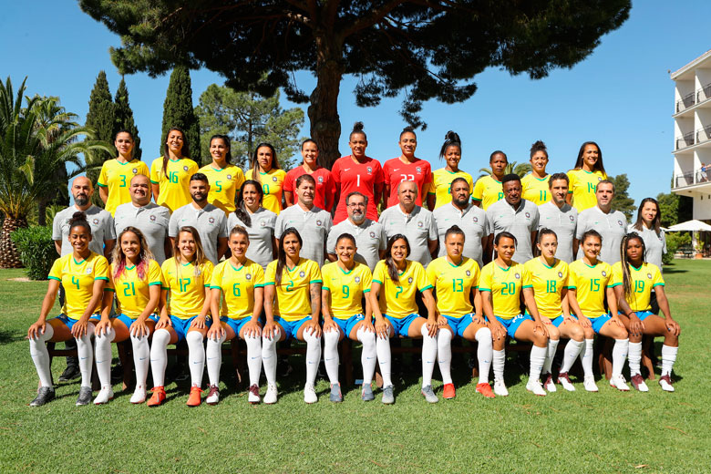 Apenas 30 anos... 1 Seleção Brasileira CBF
