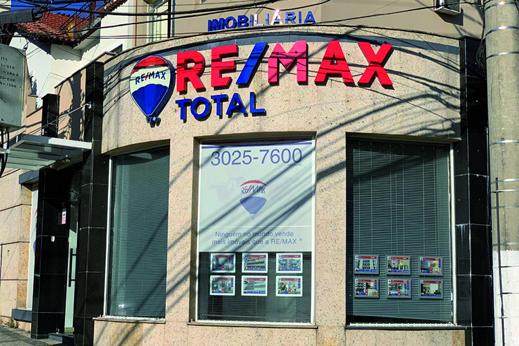 Franquia RE/MAX: oportunidade para explorar um novo negócio 5 Total