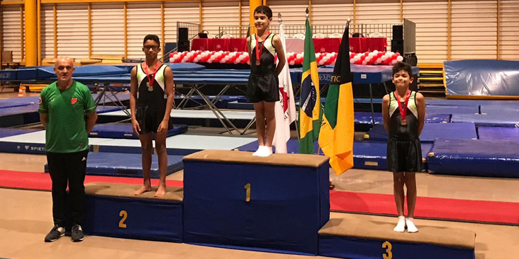 Juiz-foranos se destacam no Mineiro de Ginástica em Ouro Preto 2 esp Ginástica pódio masculino juiz forano
