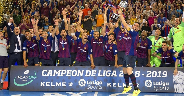 Leo Santana é campeão espanhol de futsal pelo Barcelona 2 esp Leo Santana Barcelona futsal