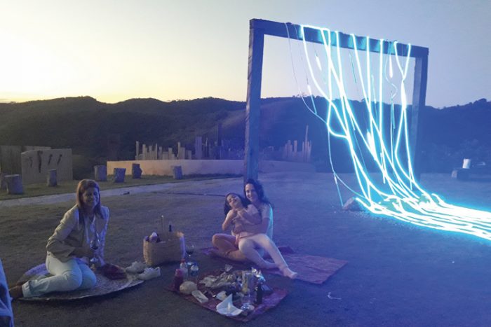 Festa das Luzes reúne mais de 10 designers no Vale do Café 1 imagem release 1724923
