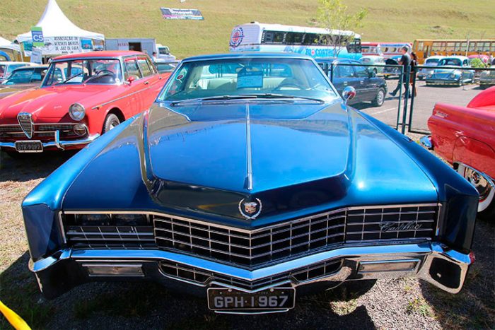 Encontro de Automóveis antigos reúne cerca de 700 carros em JF 1 carro2