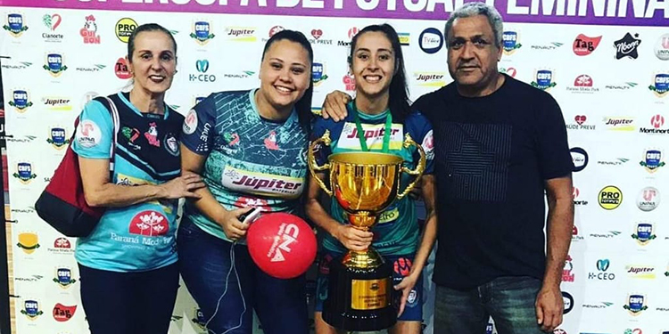 Juiz-forana conquista vaga na Libertadores da América de futsal 3 esp futsal Cianorte Marina Loures destacada
