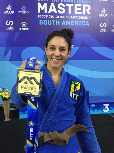 Sexteto vai ao pódio do Master South América Internacional Open de Jiu-Jítsu 1 esp jiu jítsu Viviane