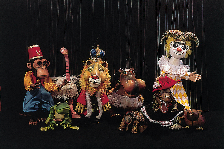 Grupo Giramundo leva seus bonecos ao Central 1 giramundo carnaval dos animais Divulgação