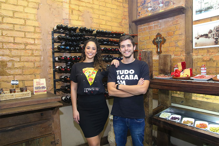 Vaporetto recebe com guru para celebrar o Dia da Pizza 3 irmãos