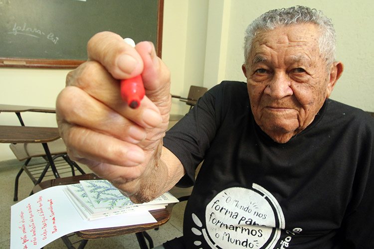 A canção do encorajamento de Manoel Bernardino 1 manoel01
