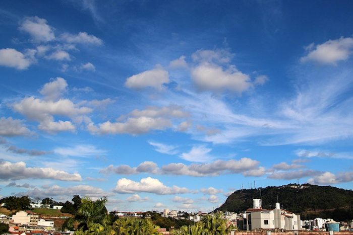 Onda de frio mantém temperaturas baixas em JF 1 tempo11