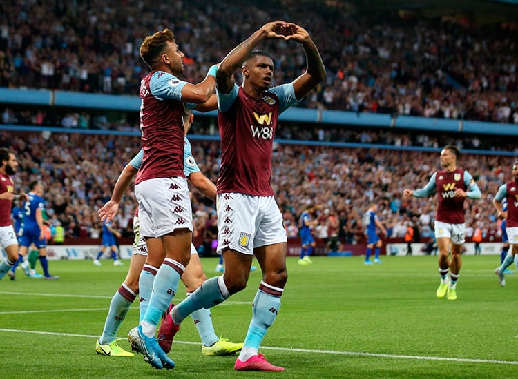 Juiz-forano abre vitória do Aston Villa na Premier League 1 Aston Villa Reprodução Twitter