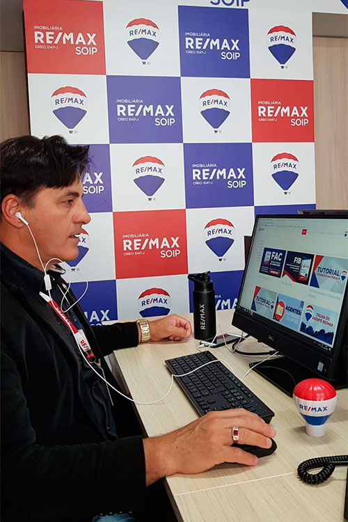 Universidade RE/MAX: uma ferramenta exclusiva para a formação do profissional 4 César Grazzia