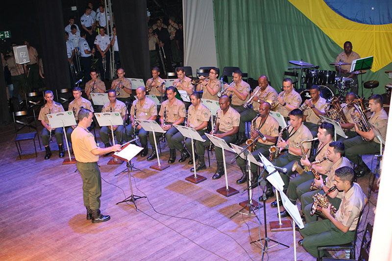 Bandas militares se apresentam no Central 1 ENCONTRO DE BANDAS MILITARES