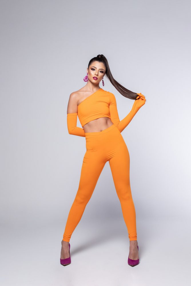 A Miss Teen Juiz de Fora 2019, Iasmin Campos, com produção de Diley Almeida e 'make' de Rayane Vilela Foto:Johnny Pio