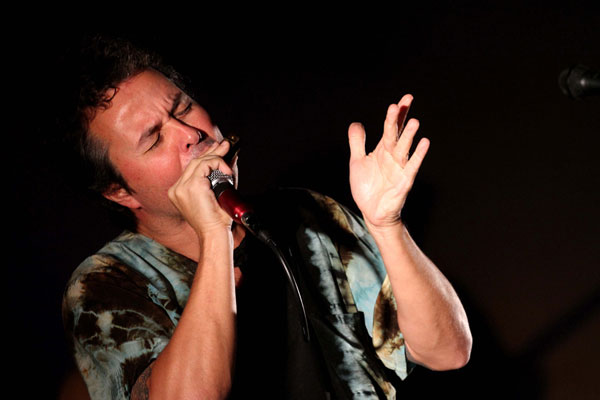 Ibitipoca: pequena capital cosmopolita do blues 1 Jefferson Gonçalves ENTREVISTADO