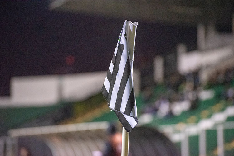 Clubes-empresas em xeque 1 Matheus-Dias-Figueirense-Divulgação