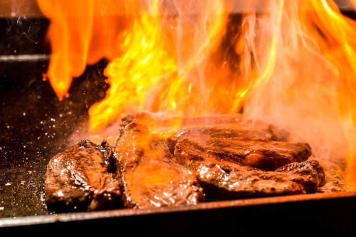 Vamos combinar um passeio nos botecos da Zona Norte? 7 Picanha Chapa