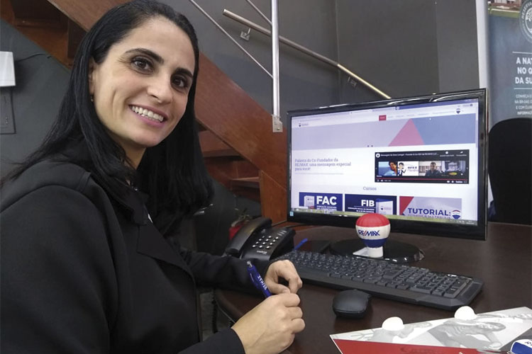 Universidade RE/MAX: uma ferramenta exclusiva para a formação do profissional 5 Tatiane Ferraz