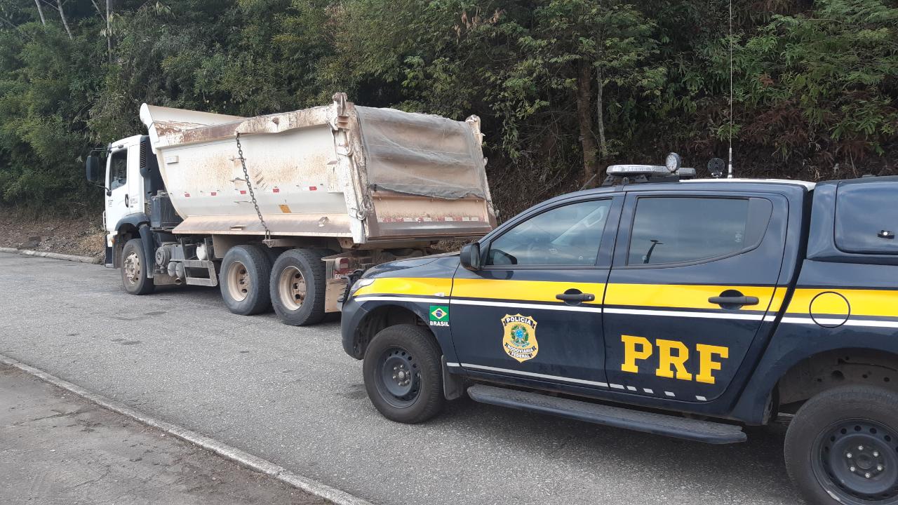 Veículo apreendido PRF