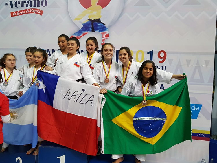 Quarteto carateca conquista seis medalhas em Pan na Colômbia 3 esp caratê mariana cuconato foto divulgação