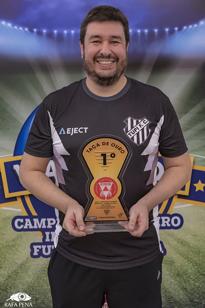 Juiz-forano Leonardo Stumpf é eneacampeão mineiro de futebol de mesa 1 esp futebol de mesa leo stumpf foto Rafa Pena