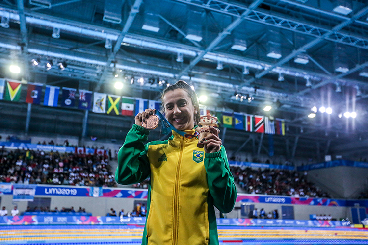"Miss Pan": juiz-forana Larissa Oliveira se torna a maior medalhista em Pan-Americanos da natação brasileira 1 larissa by Pedro Ramos rededoesporte.gov