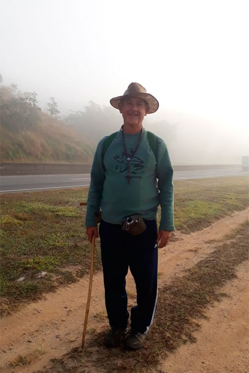 Com fé se faz um bom caminho - Juiz de Fora a Aparecida 11 marco aurelio