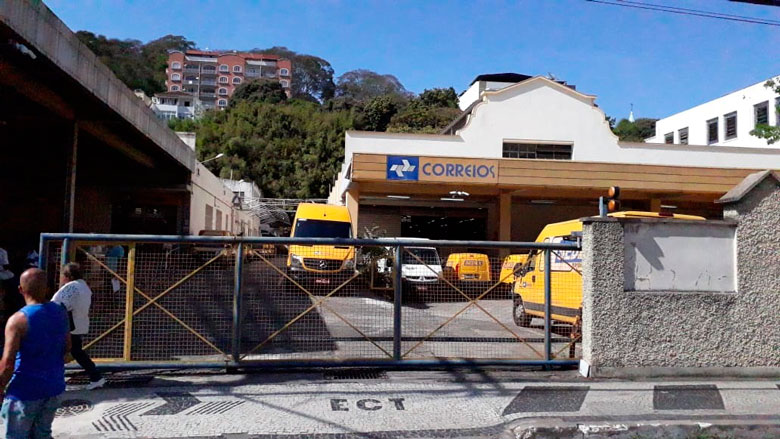 Greve dos Correios chega ao segundo dia em Juiz de Fora 2 3 greve correios by olavo prazeres