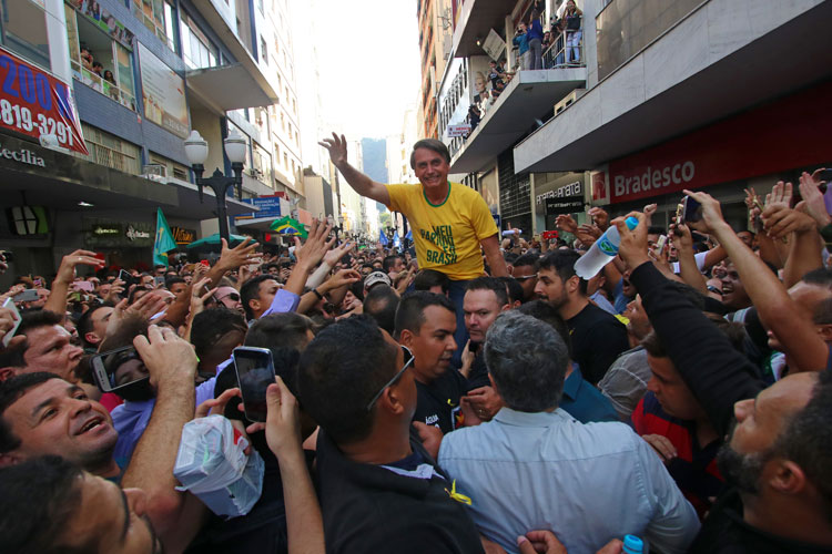 bolsonaro-facada-by_felipe-couri-5