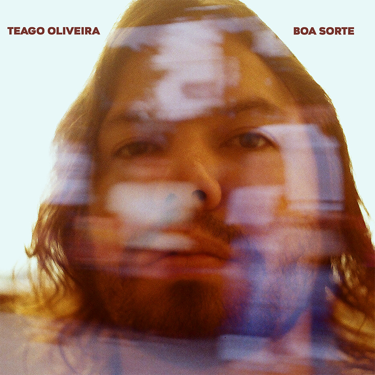 Vocalista da Maglore lança seu primeiro álbum solo 2 capa teago site
