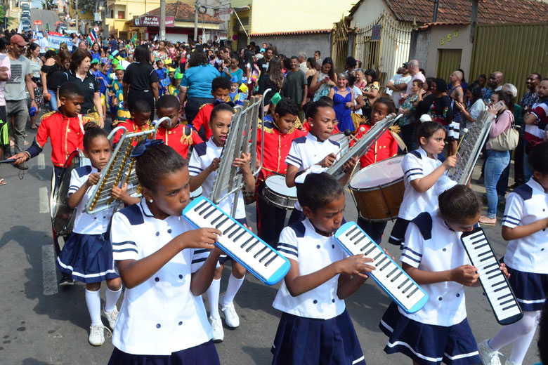 desfile cívico by Olavo Prazeres