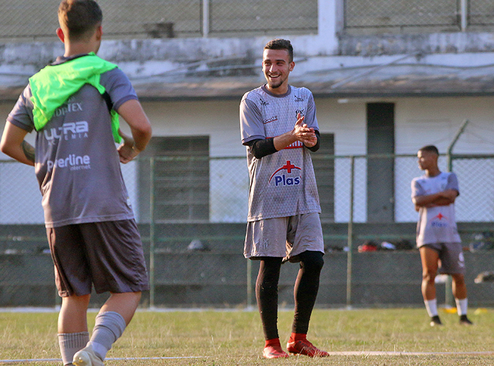 Começa a venda de ingressos para a final sub-20 entre Tupi e Atlético-MG 1 esp tupi foto felipe couri interna