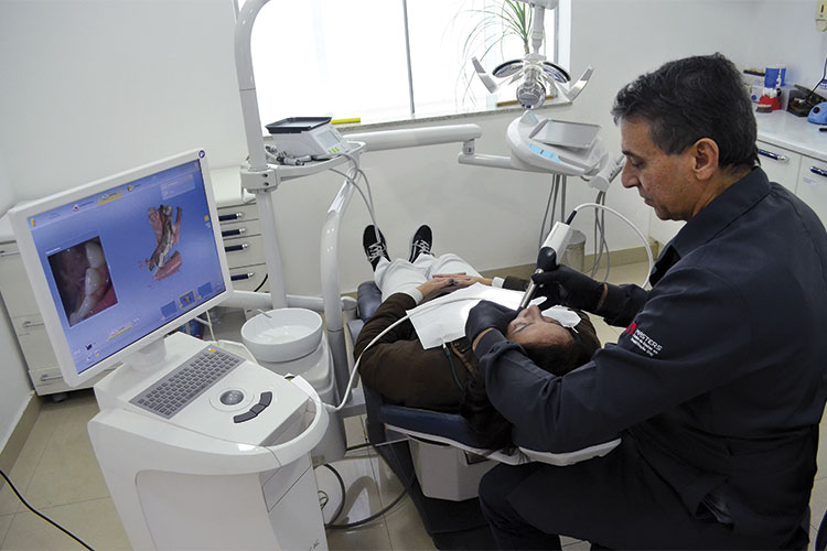 Especializa Odonto: novo espaço de formação para o cirurgião-dentista 2 odonto1