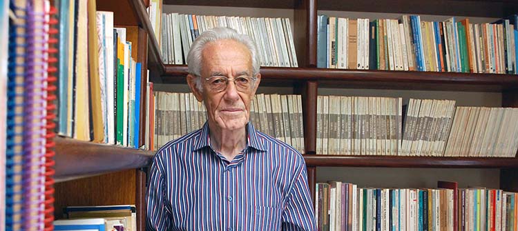 Morre o filósofo e professor Tiago Adão Lara, aos 89 anos 1 tiago olavo prazeres 2010 web