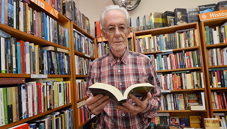 Morre o filósofo e professor Tiago Adão Lara, aos 89 anos 2 tiago olavo prazeres 2011 02 web