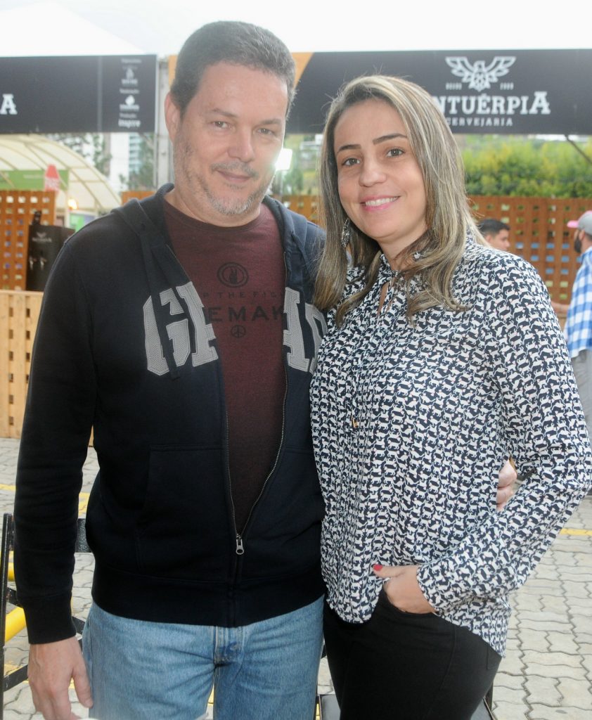 Newton Cotrim e Sandra Duarte clicados no Festival Sabores do Mundo, no Independência Shopping 1 AOT 9728 Newton Cotrim e Sandra Duarte