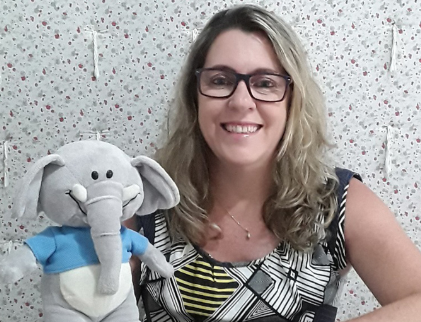 Vó Filó vai atrás da Esperança em terceiro livro de série criada por Magda Trece 7 Marisélia 31