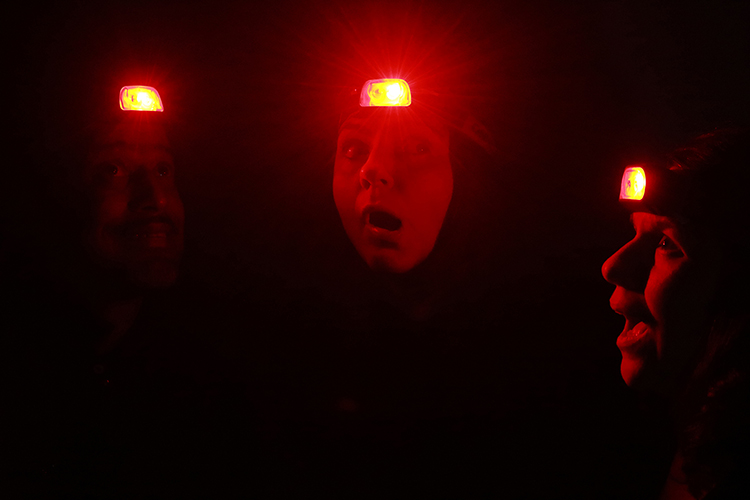 Grupo TQ comemora 40 anos com 2 espetáculos inéditos 2 TQ BLACK MIRROR by Foto Sofia Bernardes