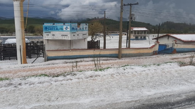 chuva-santa-rita-do-sapucai-2