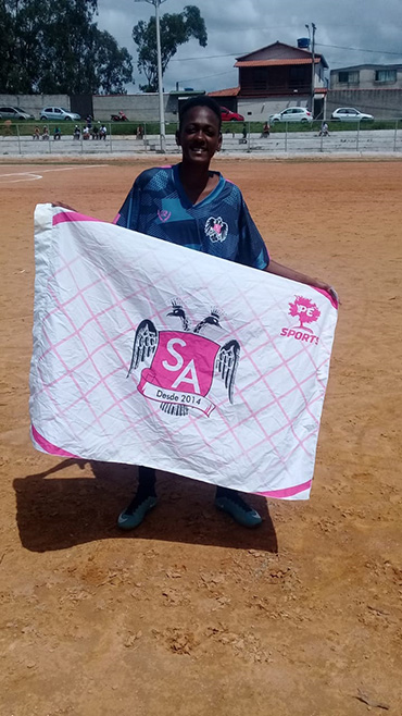 Pela 1ª vez, gol mil sai dos pés de uma mulher na Copa Prefeitura Bahamas 1 esp bahamas divulgacao
