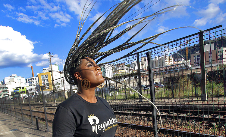 Dona de si e das tranças todas: a jovem e empoderada Keila 1 keila01