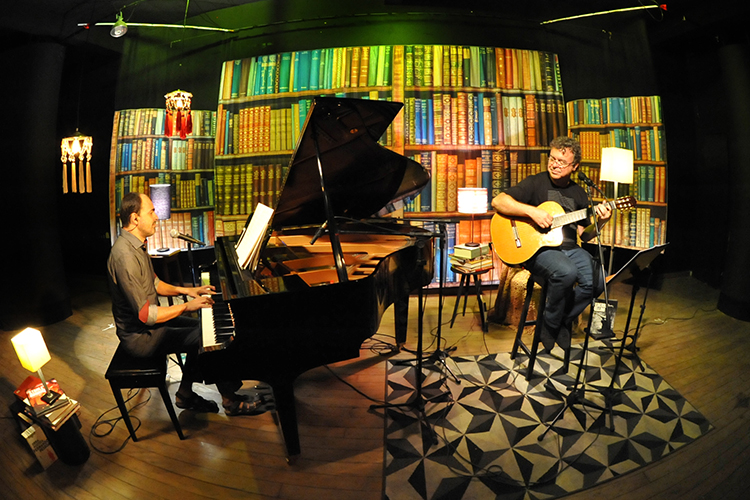 Luizinho Lopes apresenta novo álbum em show em JF 1 luizinho lopes site