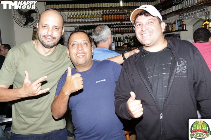 Bar Dias 40 anos 11 tmappyhour IMG 4712