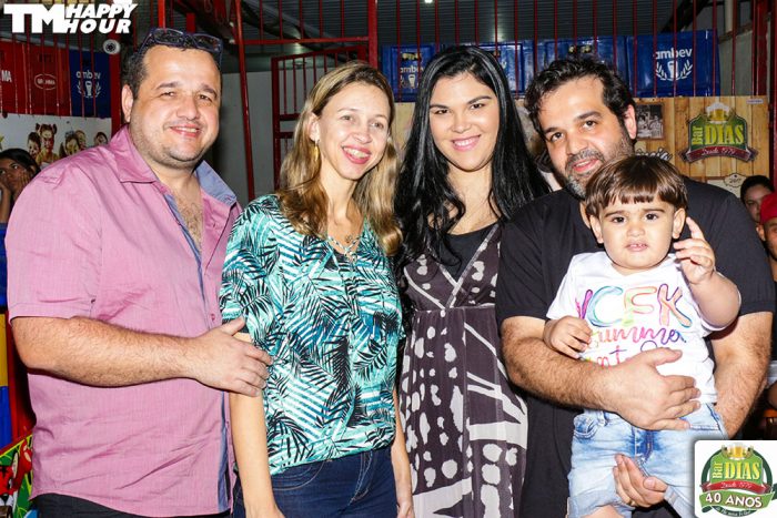 Bar Dias 40 anos 30 tmappyhour IMG 4771