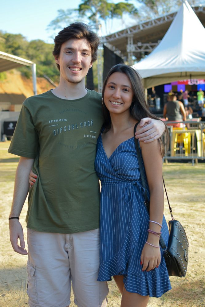Fernando Fonseca e Júlia Ferreira, em balada no Green Hill Foto: Brendha Torres