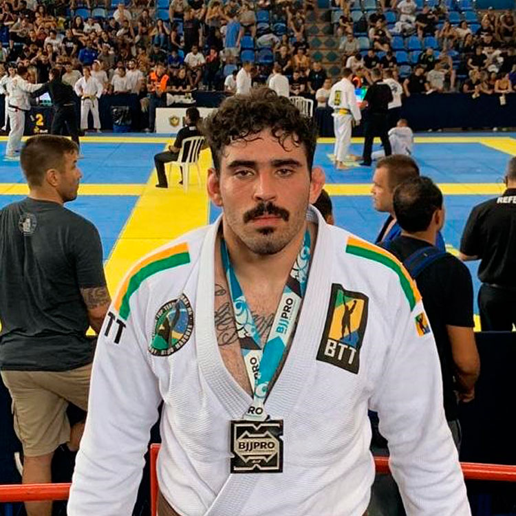 Sem-Título-3 Sem-Título-3