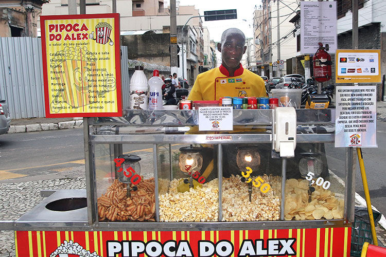 Alex, um pipoqueiro com sonho de construir família 3 alex pipoqueiro 2