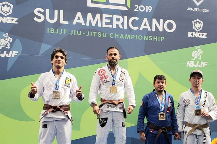 Juiz-foranos trazem três medalhas do Sul-Americano de Jiu-Jítsu 3 esp jiu jítsu maycol arquivo pessoal