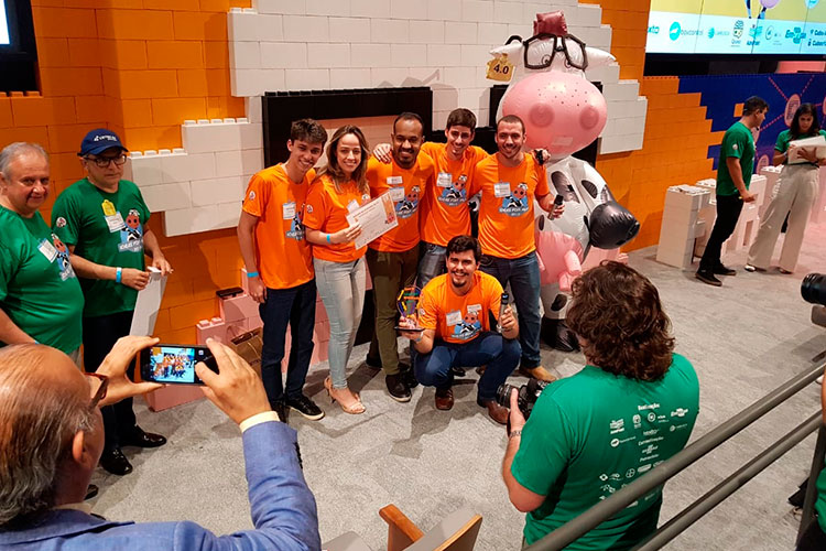 Universidade Federal de Viçosa ganha Desafio de Startups 2019 1 ideas for milk by leticya 2