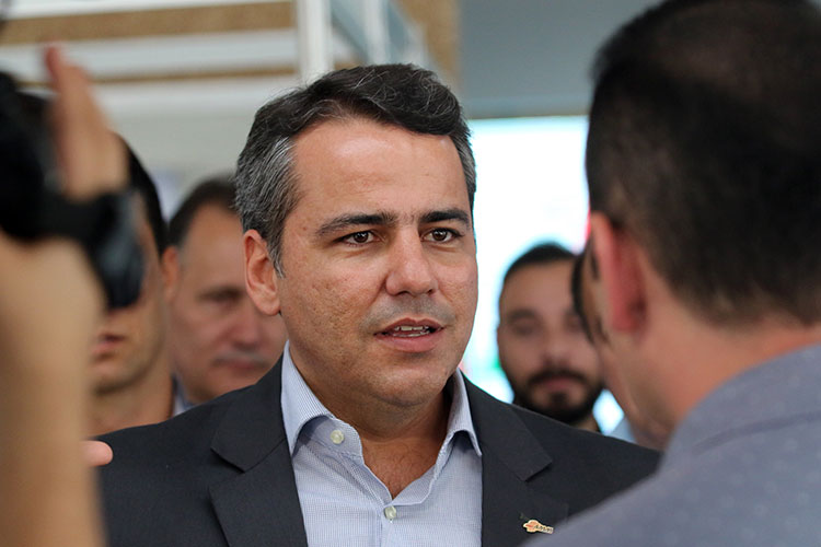 Julvan Lacerda desiste da candidatura e anuncia apoio a Jarbas Soares 1 julvan lacerda by fernando